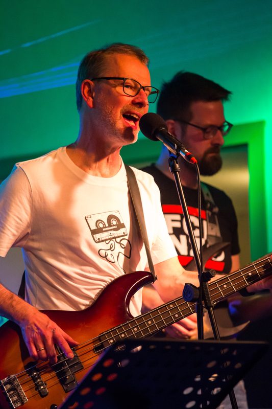 Jochen am Bass